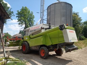 Claas Mega 360