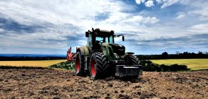 Fendt 826