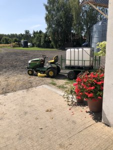 John Deere E160