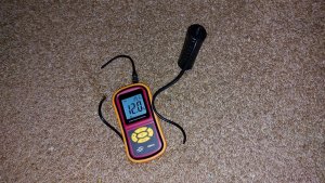 Miernik wilgotności Benetech 