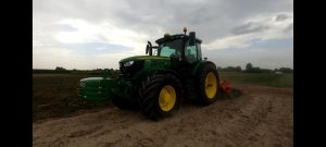 John Deere 6145R