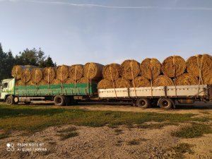 Transport słomy do kolegi  z AF