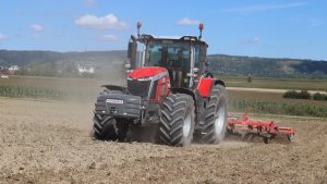 Massey Ferguson 8S.225 & Unia Group KOS 6,0 SH.