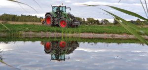 fendt 826