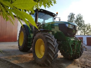 John Deere 6150R