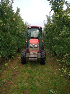 Kubota M7040 Narrow