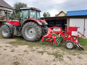 Massey Ferguson 7715S