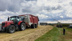 Massey Ferguson 7722S + Lely Tigo XR65D