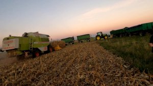 Claas Dominator 108SL&John Deere 6120M