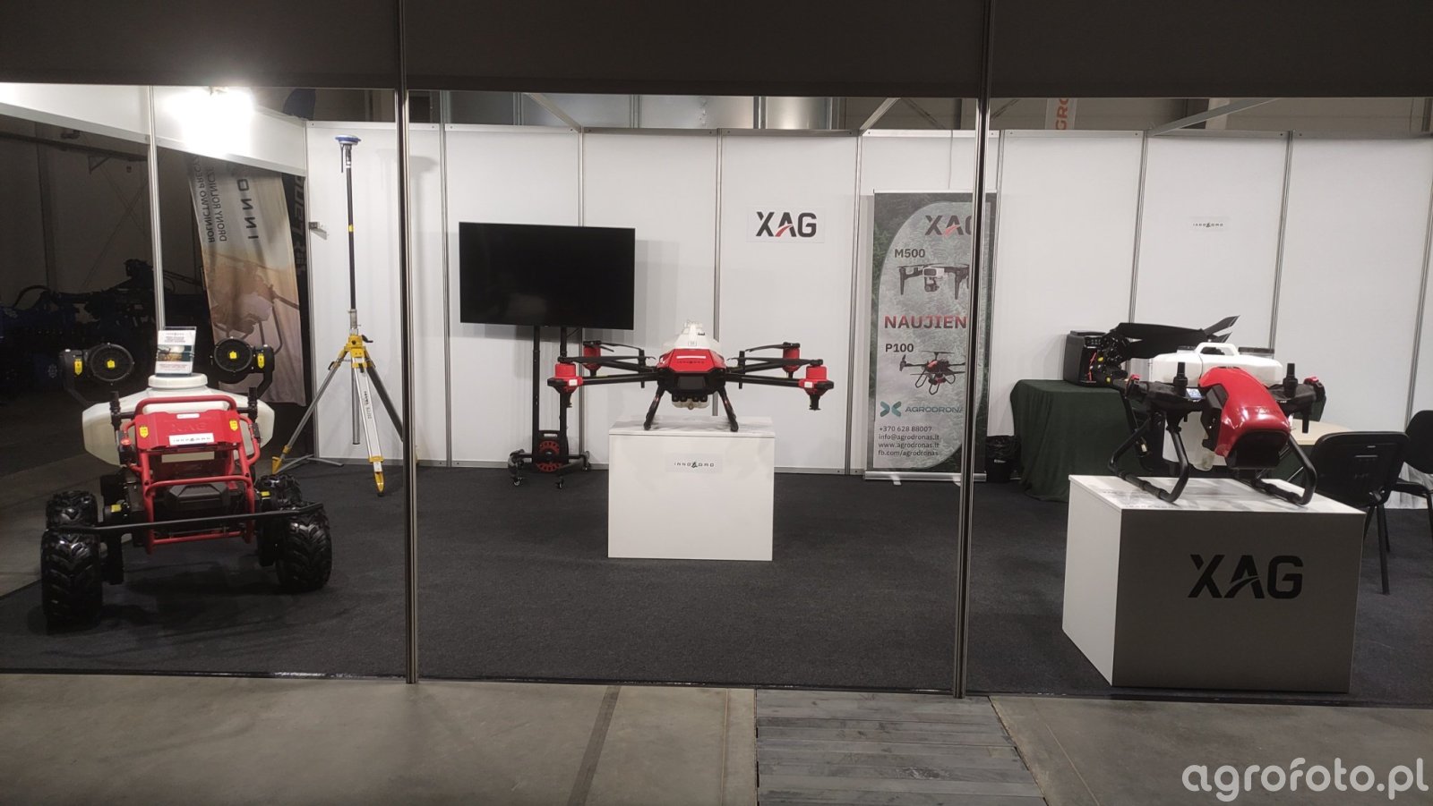 Drony i robot XAG