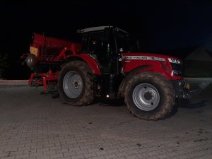 Massey Ferguson 7715S