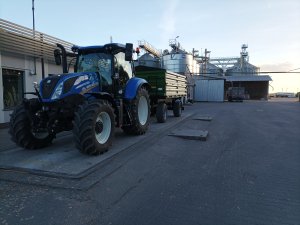 New Holland T6 & HL 8011