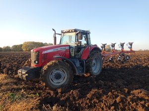 Massey Ferguson 6485 Dyna 6