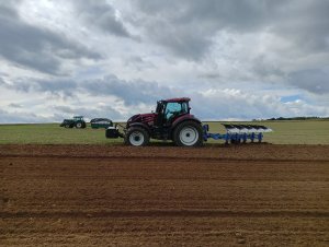 Valtra T174 i Lemken Opal 8X