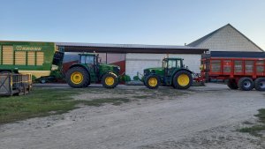 John Deere 6195M i 6630