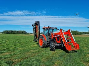 Kubota M5091 + Vicon