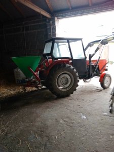 Ursus C360 + rozsiewacz lej