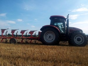 Case Ih Maxxum 110 MC + Akpil KM180