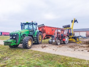 John Deere 8330 i Brochard