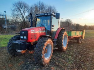 Massey Ferguson 6255 + Rozrzutnik