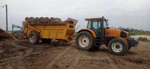 Renault Ares 640rz 