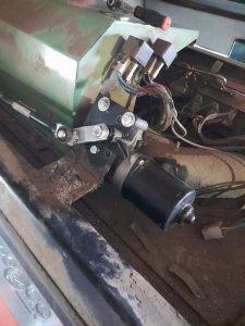 Silnik wycieraczki VW Polo w Zetorze