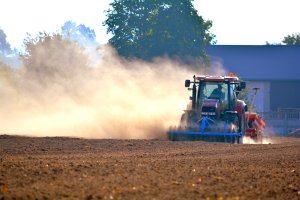 Case Maxxum 140 & Pottinger fox 300D+Pottinger Vitasem 302A & Wał Mandam