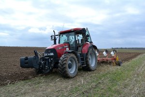 Case Maxxum 140 & Pottinger Servo 35