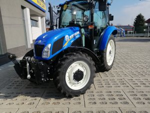 New holland T4.55