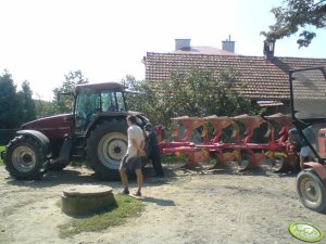 Case MX150 + Pottinger Servo 35s