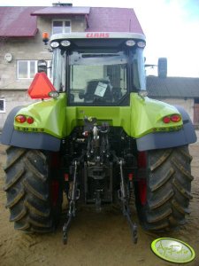 Claas ARION 620 CEBIS