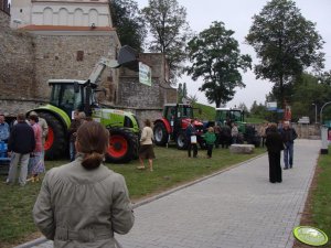 Claas Arion 640