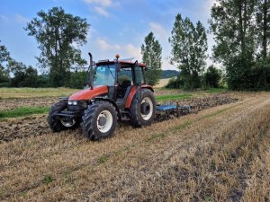 New Holland L95 + Lemken Acht