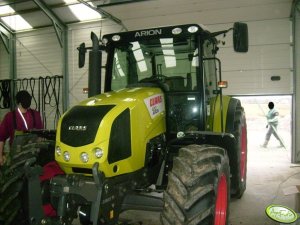 Claas Arion 420