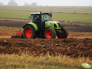 Claas Arion 610 C + Unia Tur 4