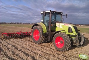 Claas Arion 620 cis + Vaderstad Rollex 620