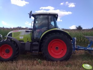 Claas Arion 620