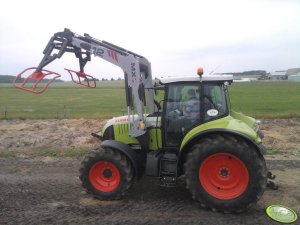 Claas Arion 620