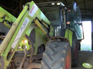 Claas Arion 620c + przyczepa