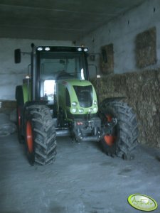 Claas Arion 620C