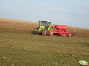 Claas Arion 640 i Horsch