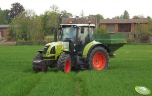 Claas Arion  520