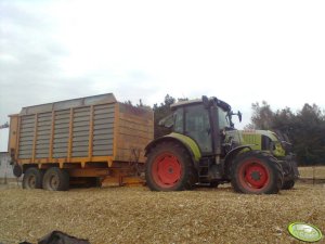 Claas Arion 520