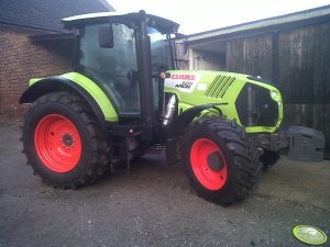 Claas Arion 620 CIS