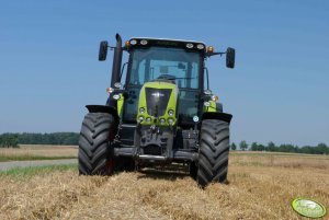 Claas Arion 620 CIS