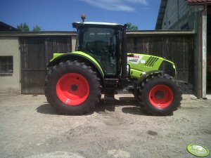 Claas Arion 620