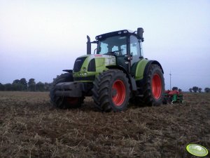 Claas Arion 630 CIS