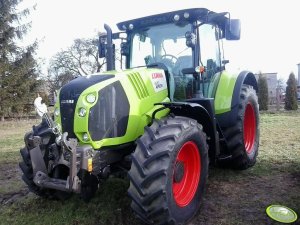 Claas Arion 630