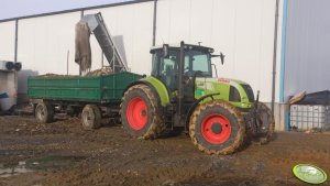 Claas Arion 640