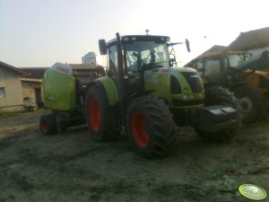 Claas Arion 640